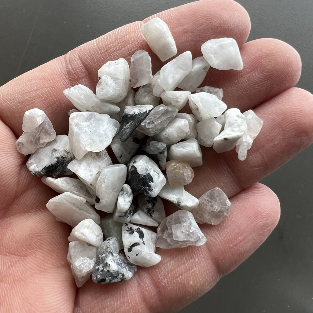 Moonstone Chips - 1kg pack image