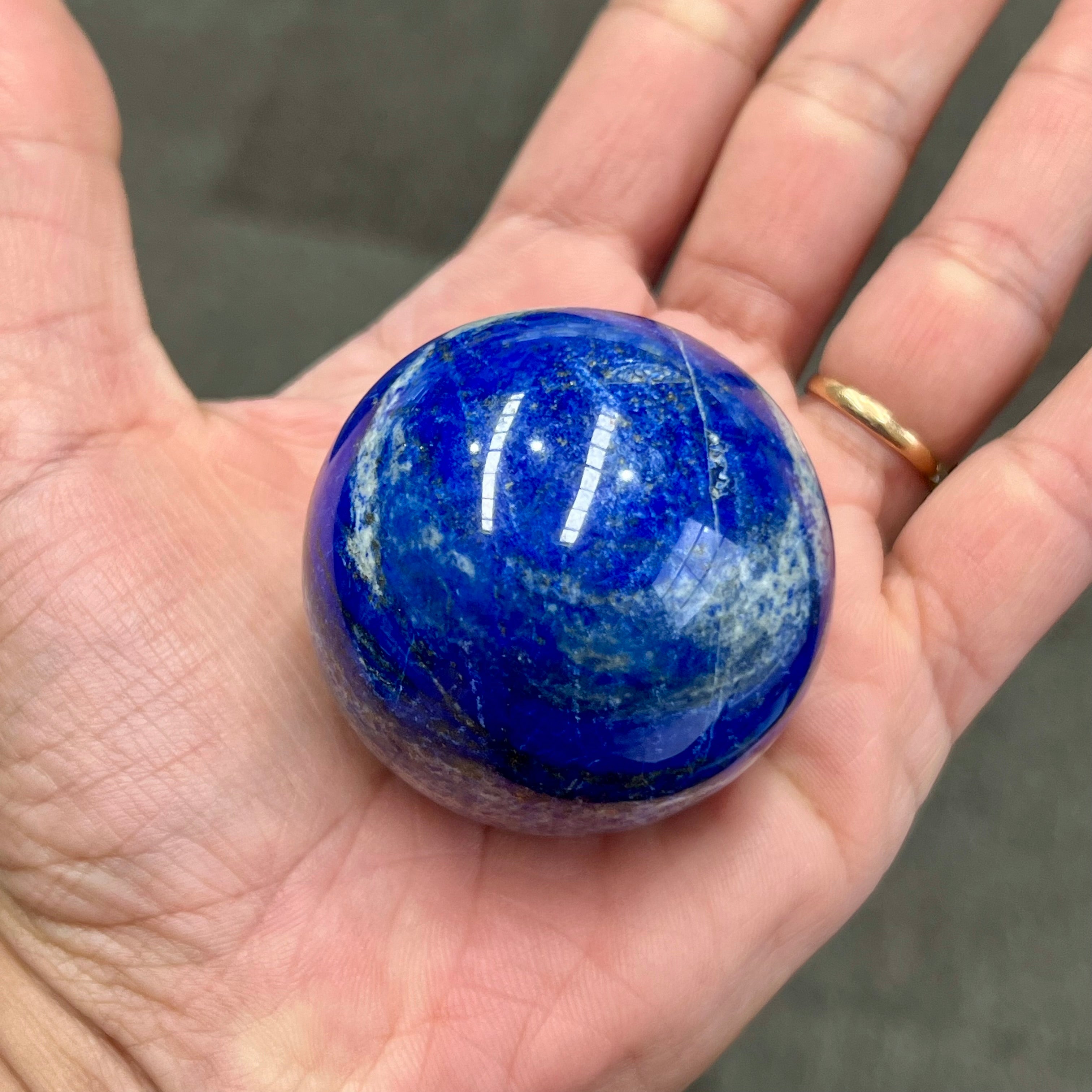 Lapis lazuli sphere