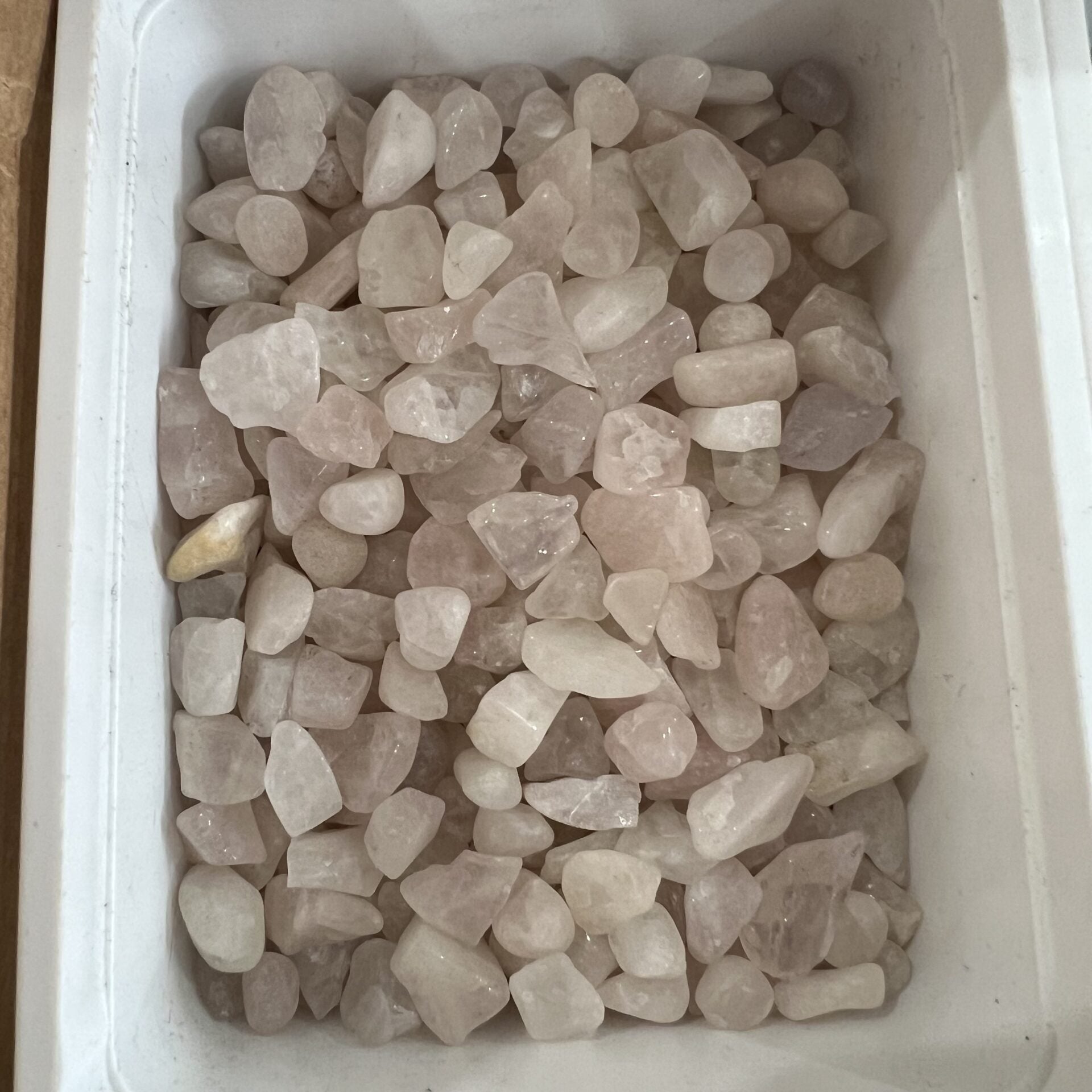 Rose Quartz Chips image 1