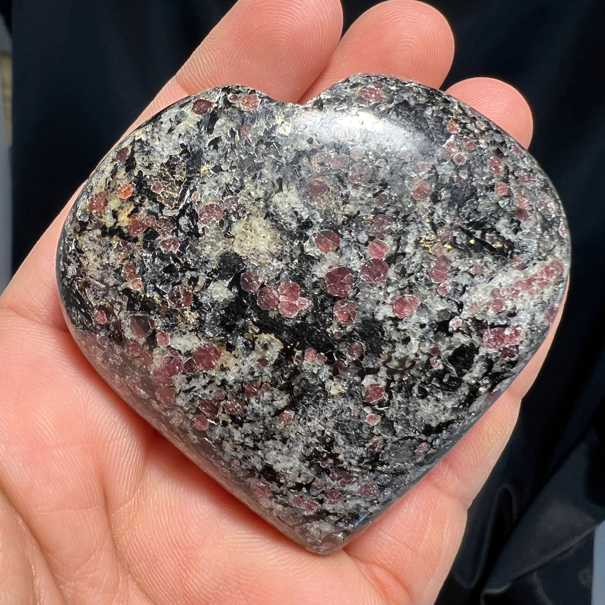 Garnet Matrix Heart image 0