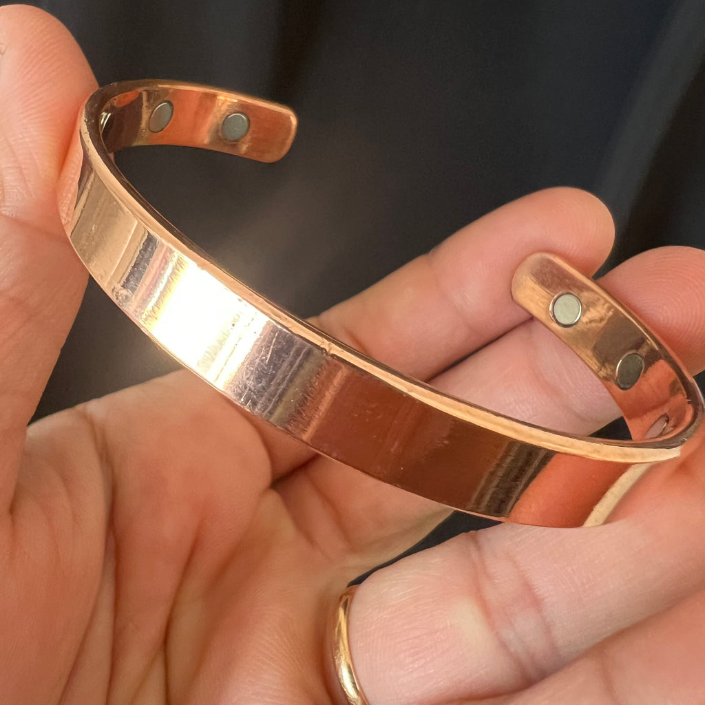 Solid Copper bracelet/cuff with magnets