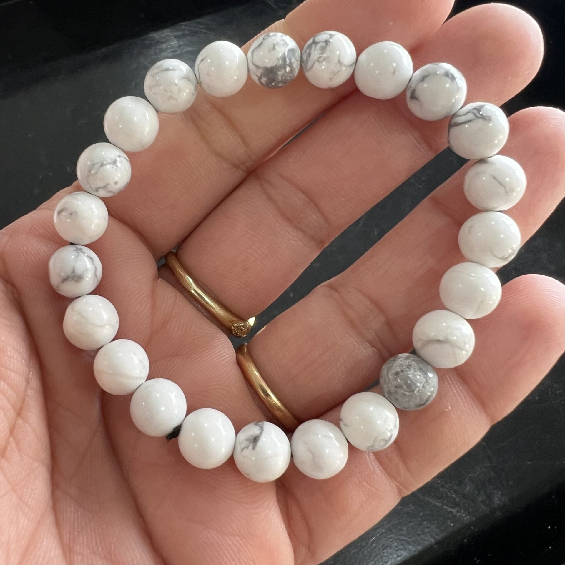 HowliteBracelet image 0