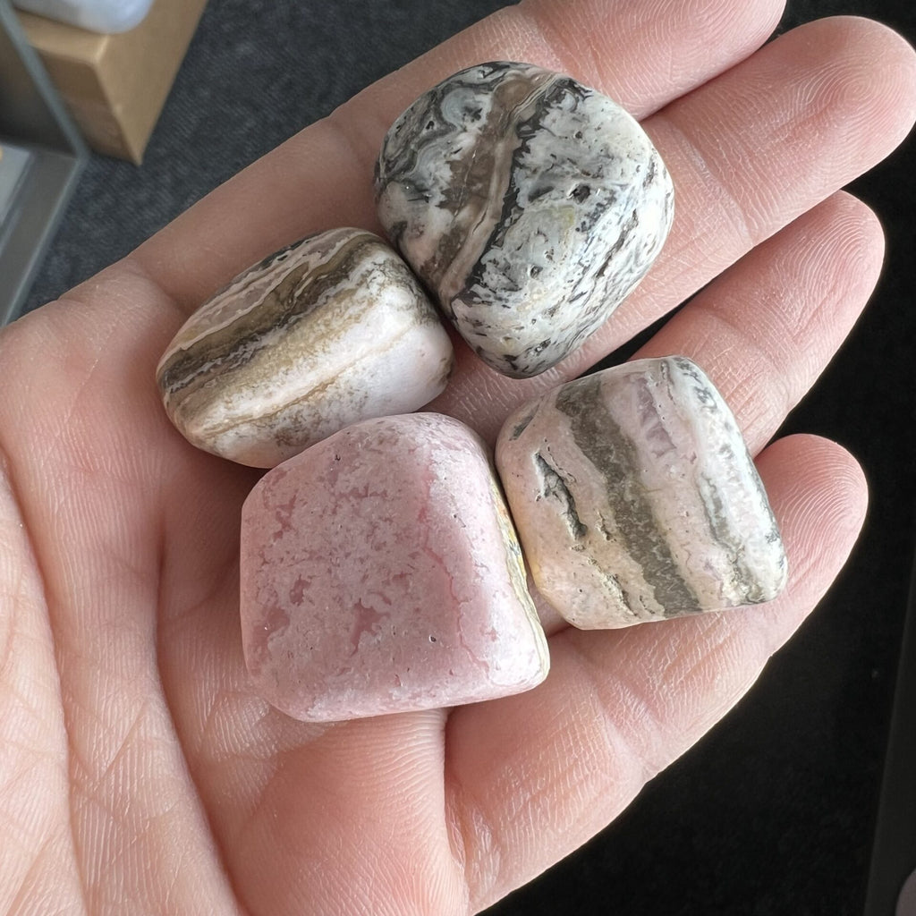 Rhodonite Tumbles - 1kg pack image