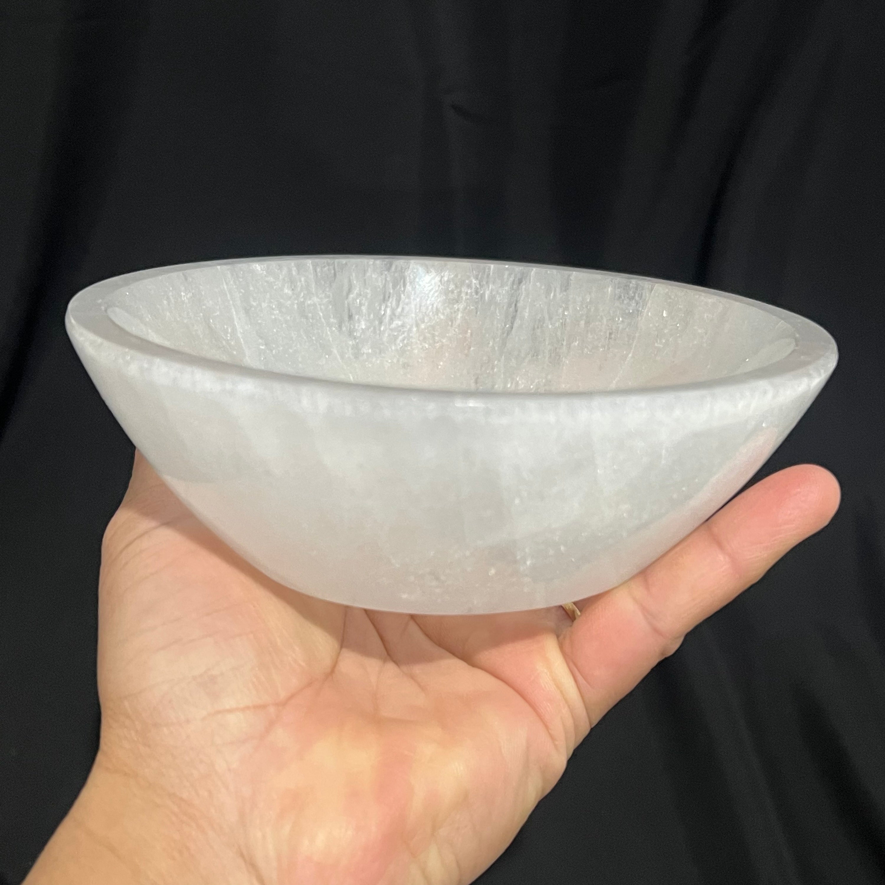 15cm Selenite Round bowl image 0