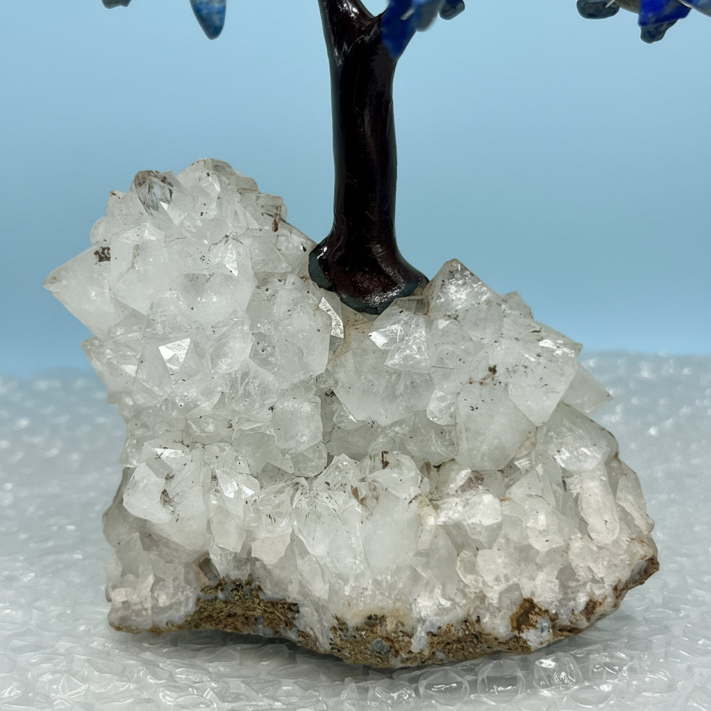 Lapis lazuli tree + Clear Quartz base