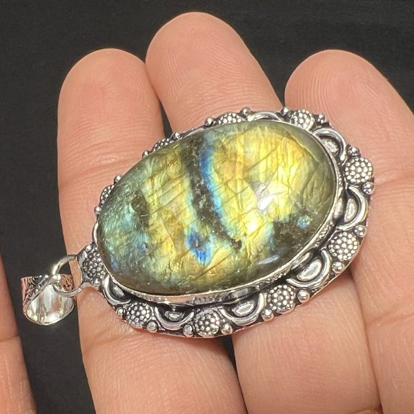 Labradorite Pendant